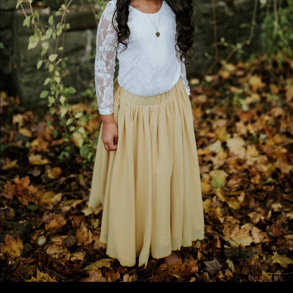 5T MAXI SKIRT/MUSTARD AND 5T LACE LEOTARD/WHITE